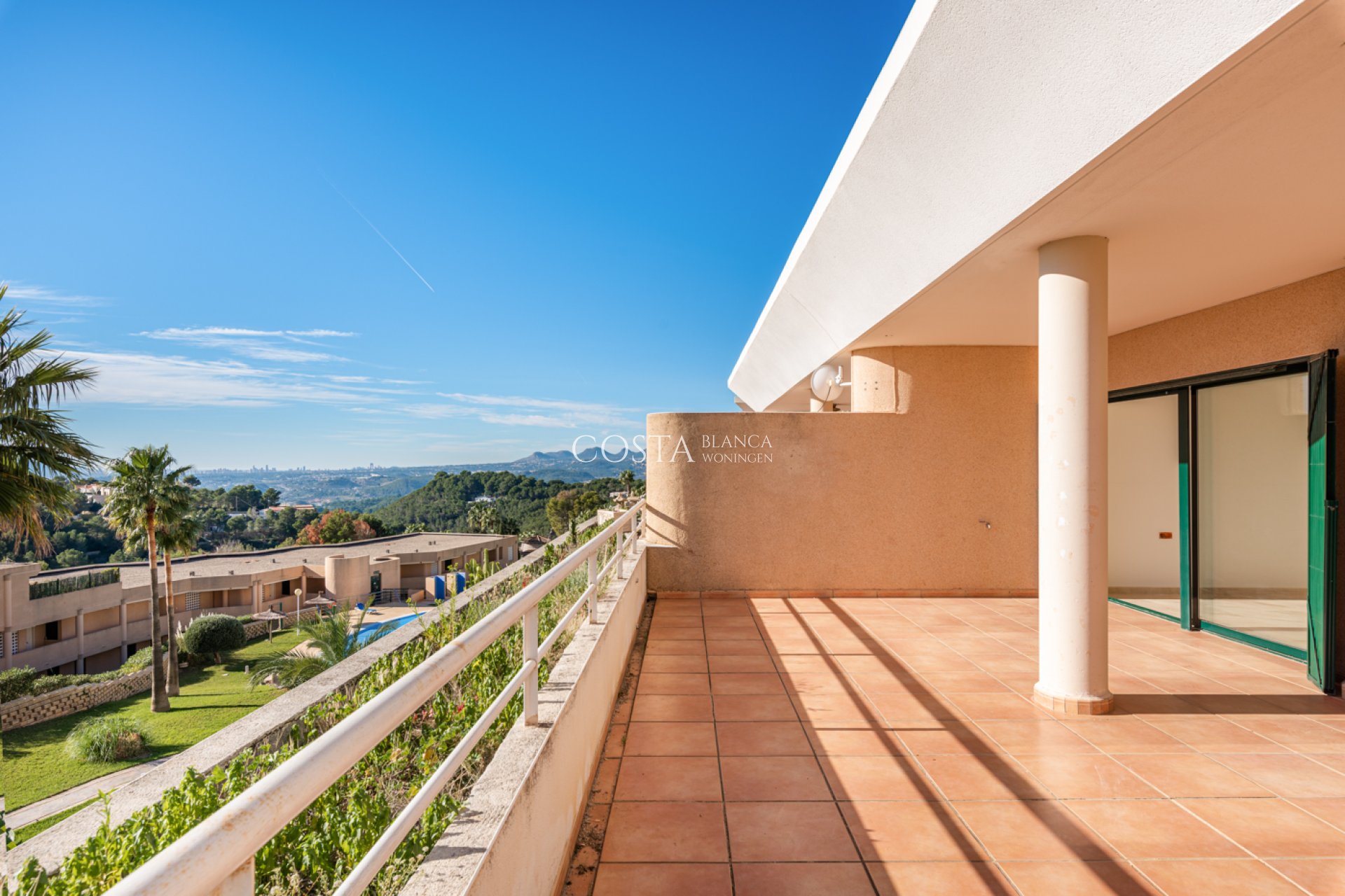 Revente - Appartement -
Altea