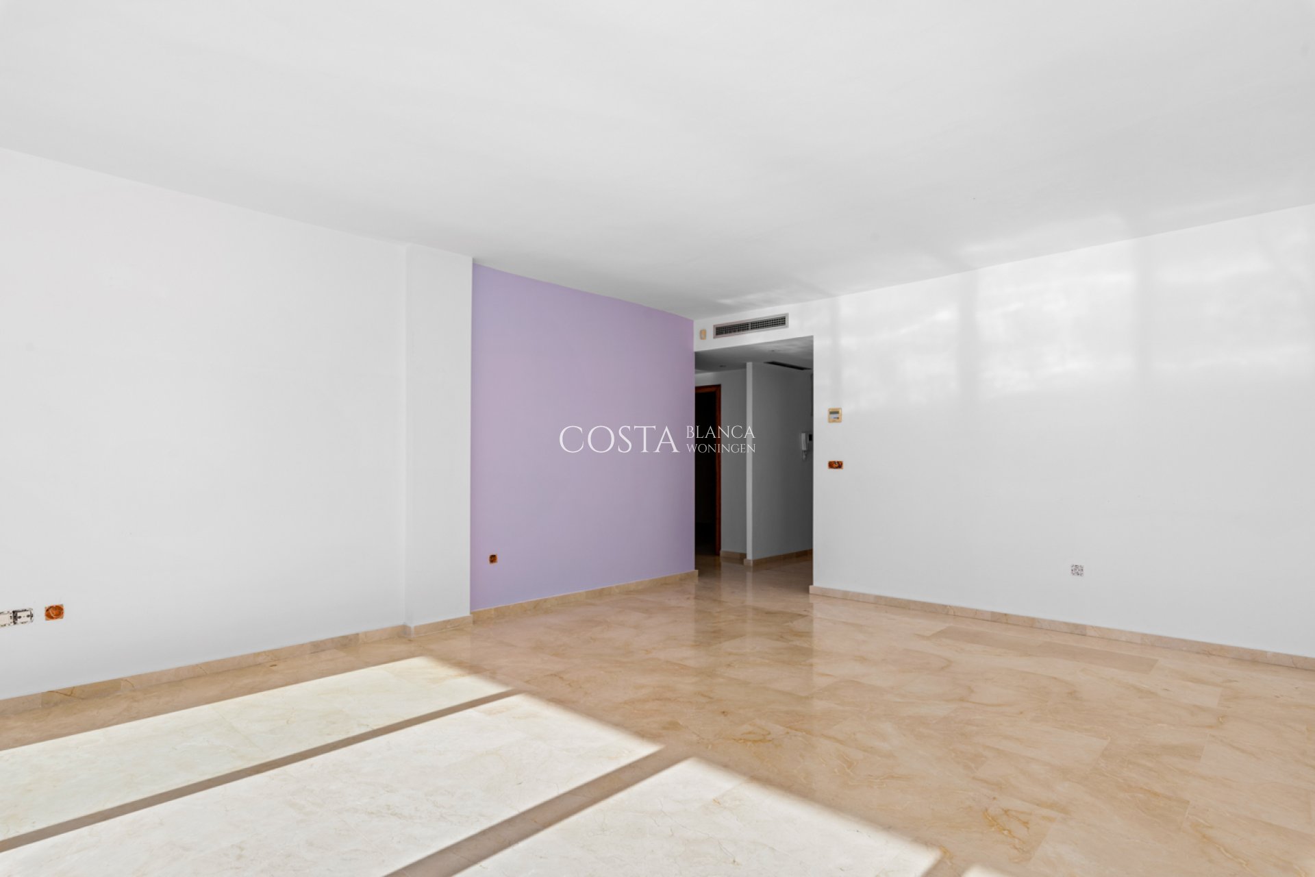 Revente - Appartement -
Altea