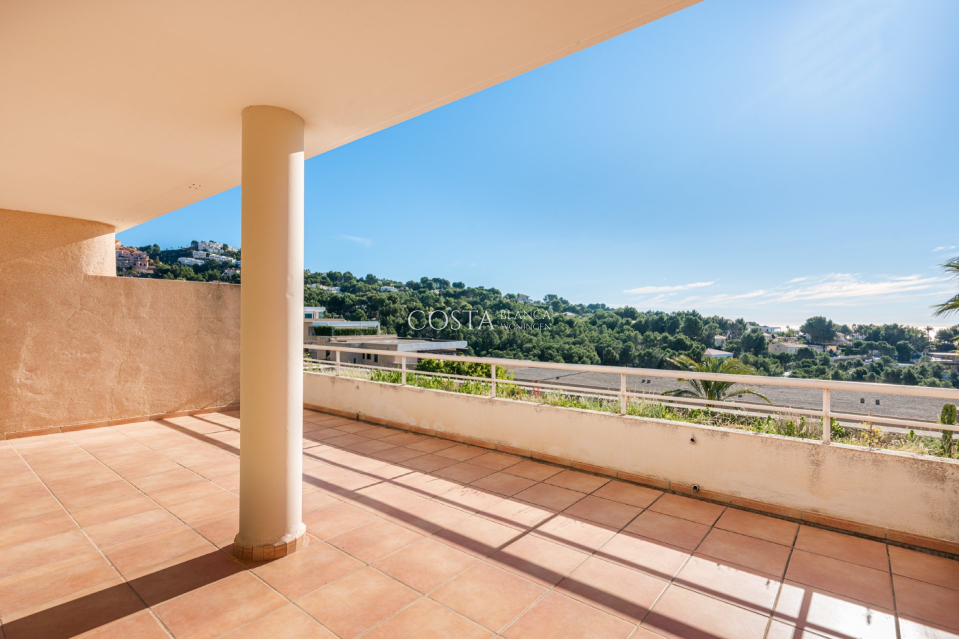 Revente - Appartement -
Altea