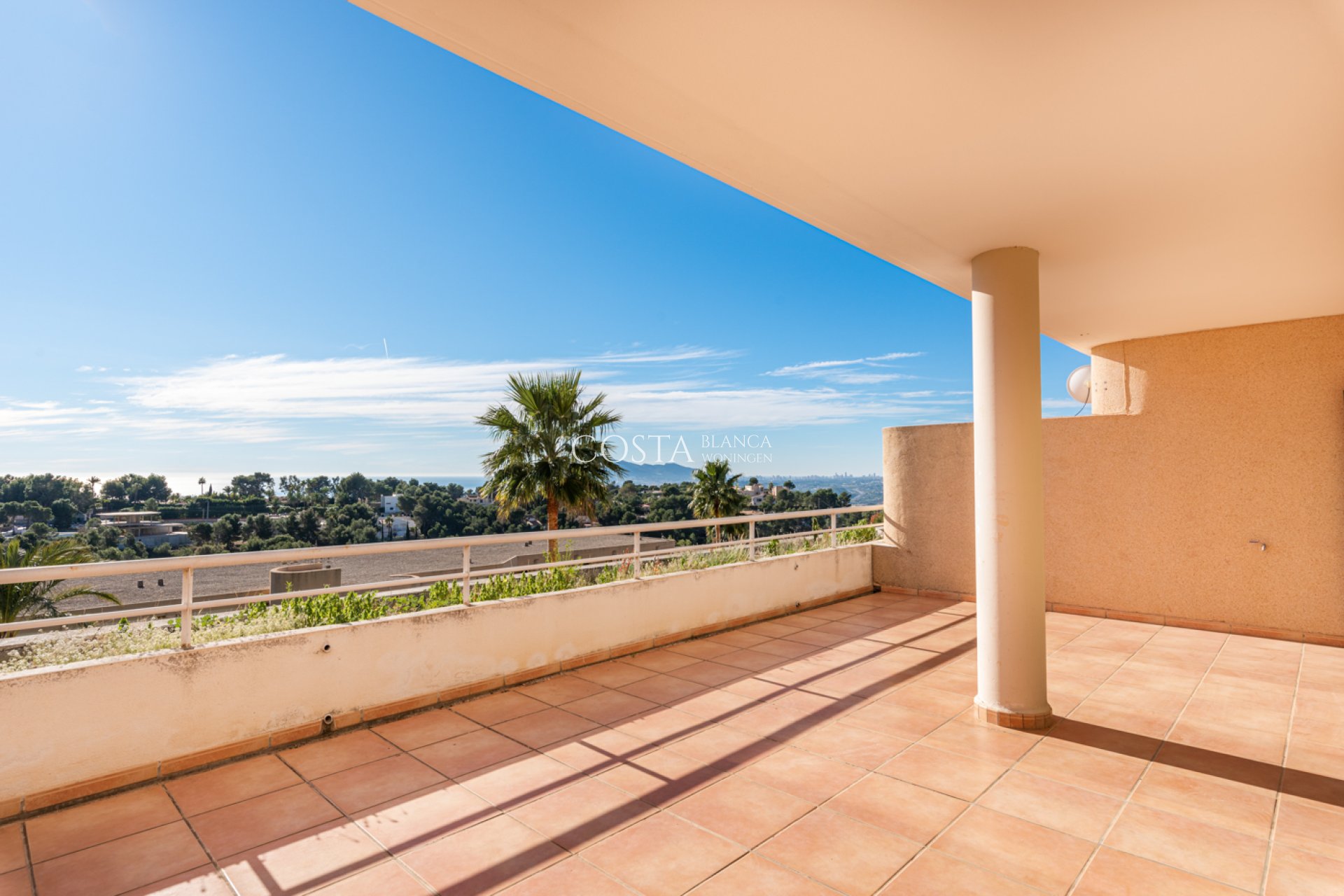 Revente - Appartement -
Altea