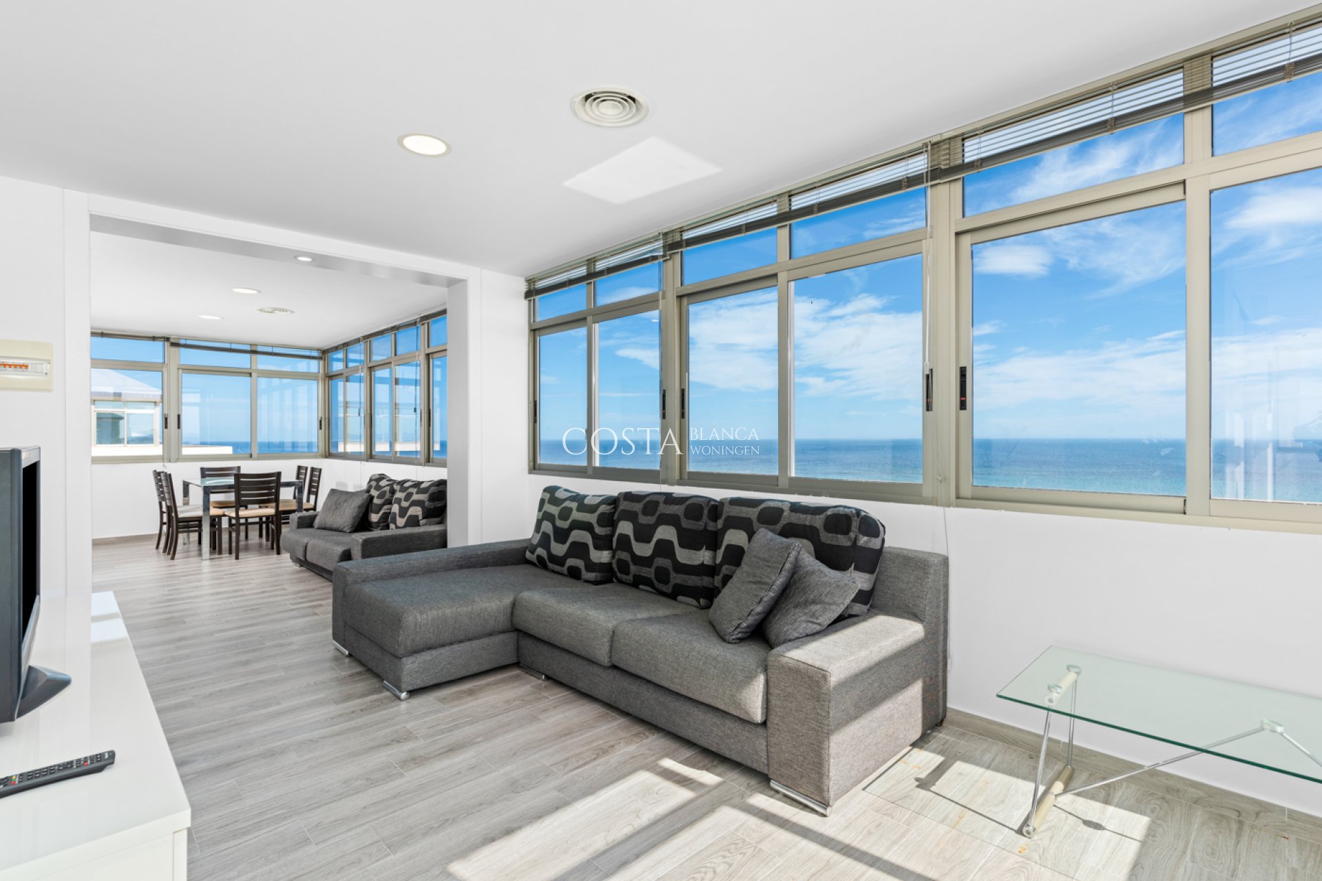 Revente - Appartement -
La Manga del Mar Menor