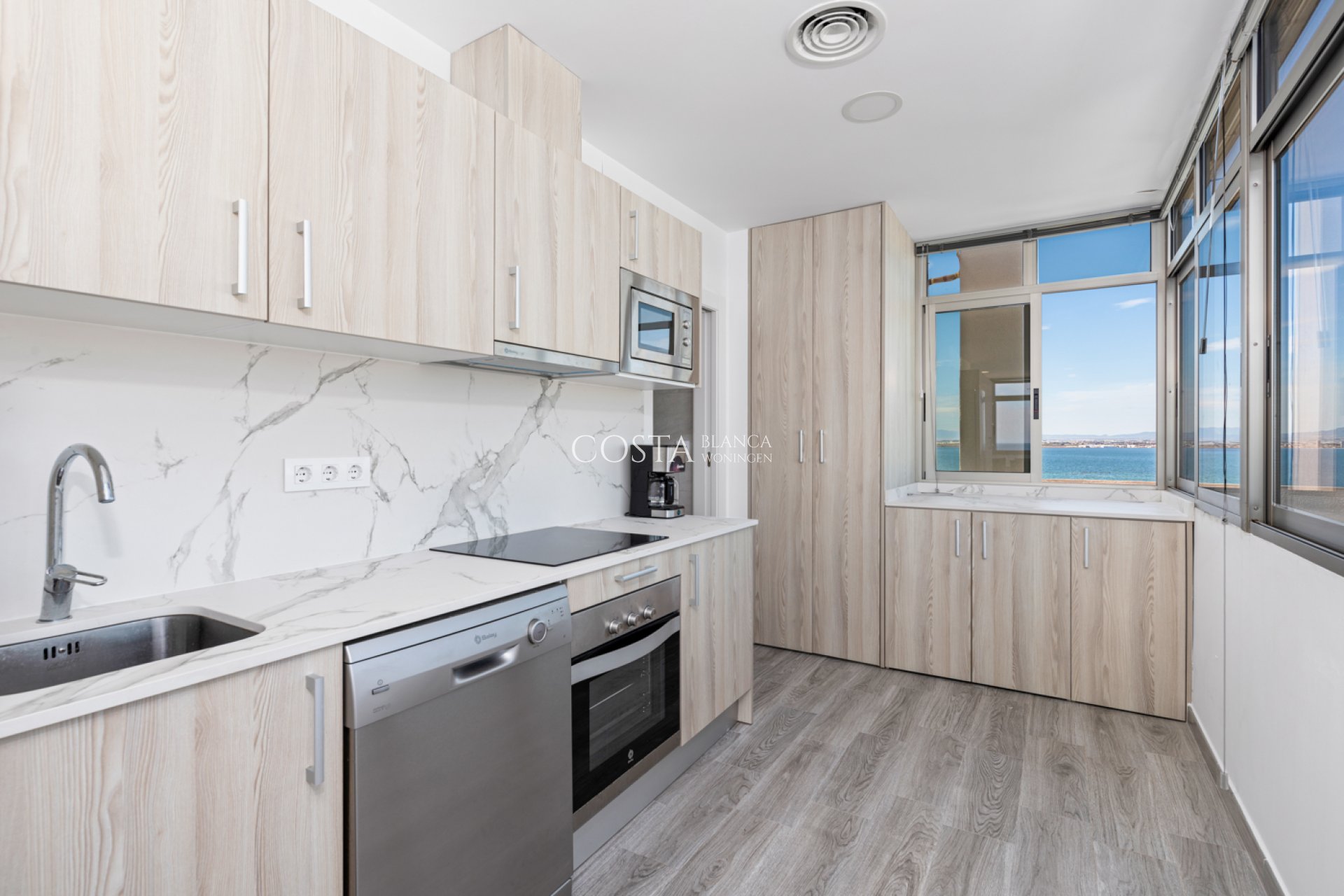 Revente - Appartement -
La Manga del Mar Menor