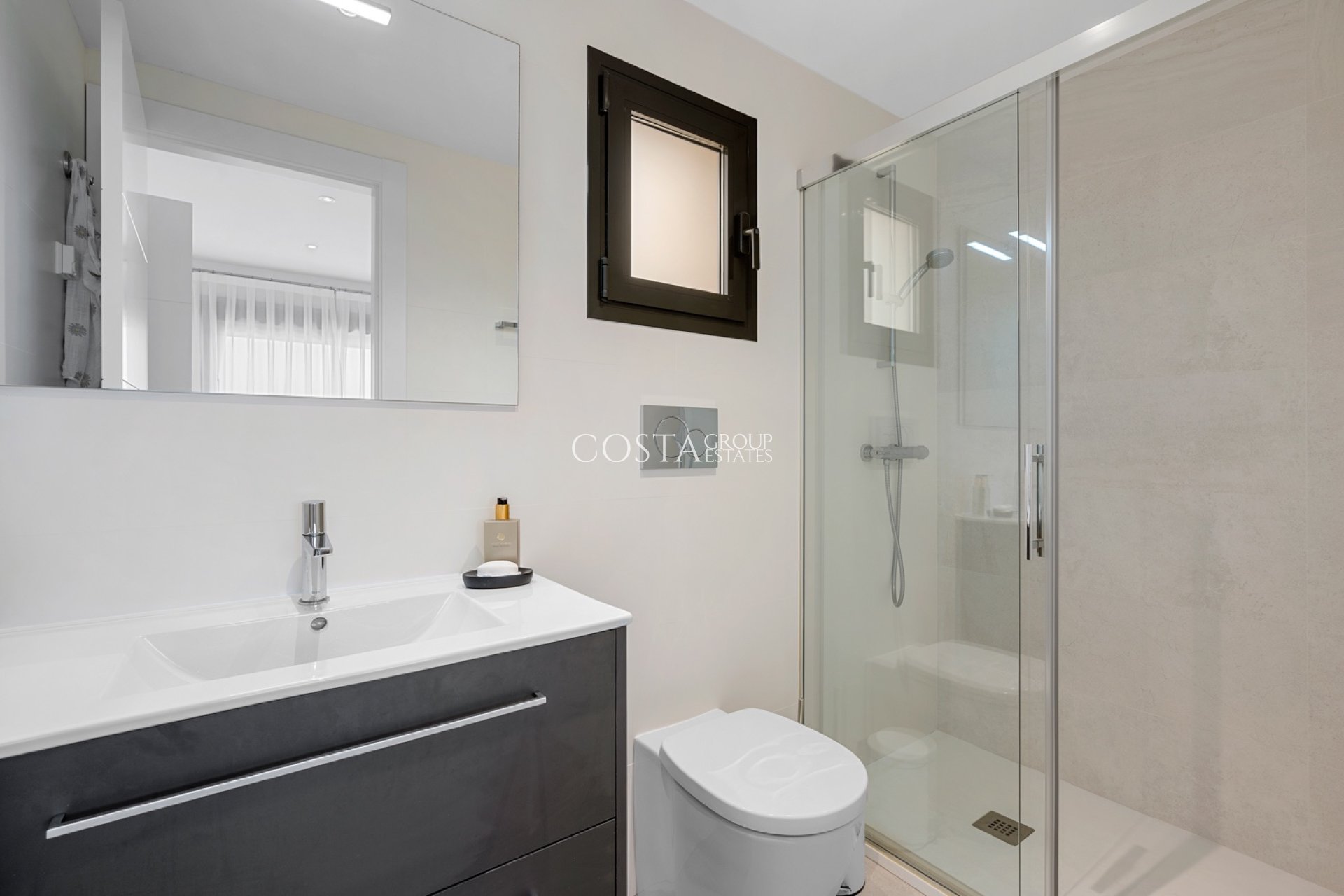 Revente - Appartement -
Orihuela Costa - Los Dolses