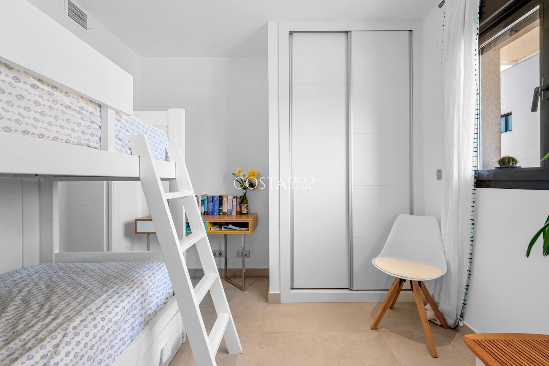 Revente - Appartement -
Orihuela Costa - Los Dolses