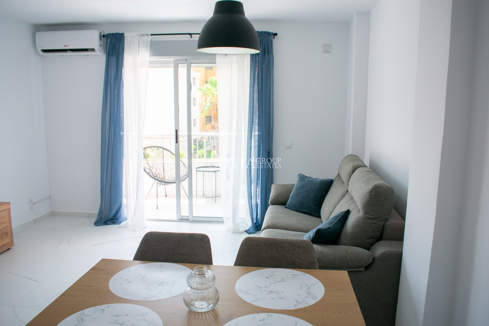 Revente - Appartement -
Orihuela Costa - Punta Prima