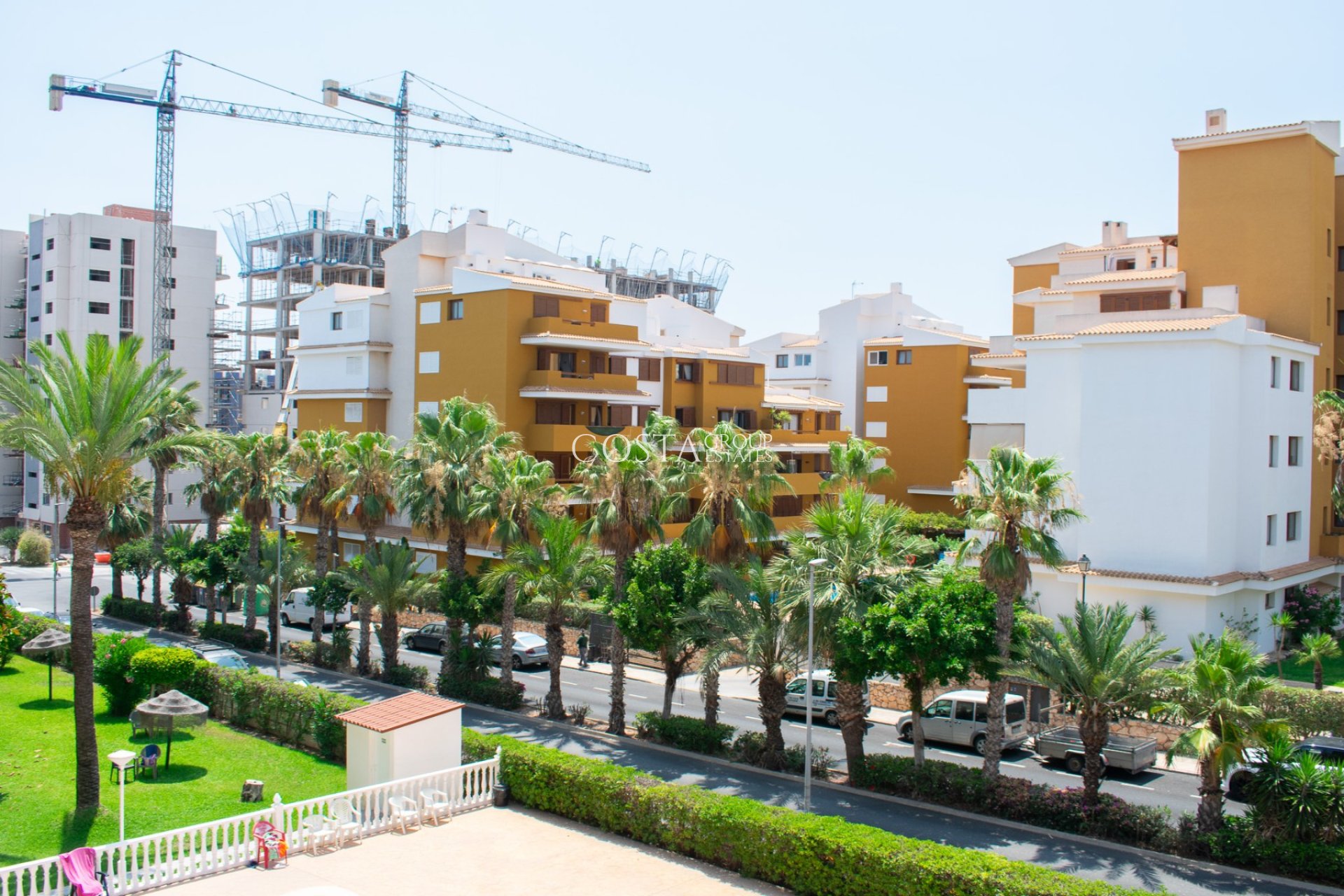 Revente - Appartement -
Orihuela Costa - Punta Prima
