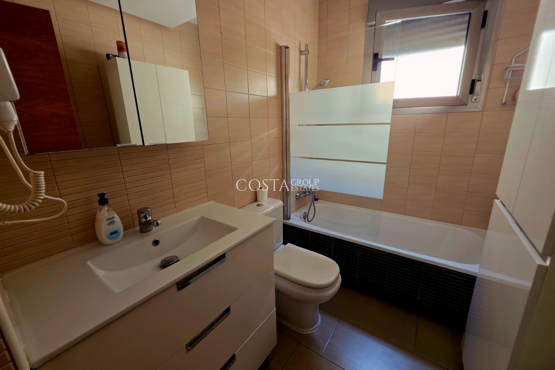 Revente - Appartement -
Torrevieja - Curva del Palangre