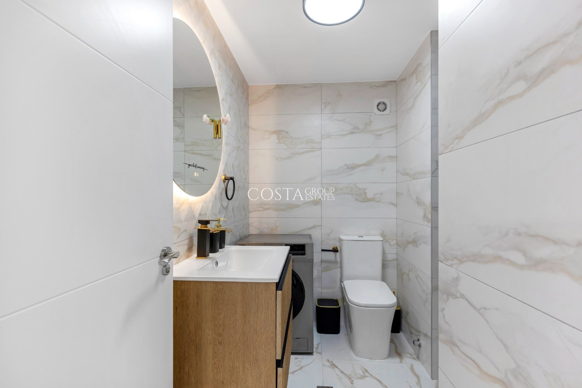 Revente - Appartement -
Torrevieja - La Mata