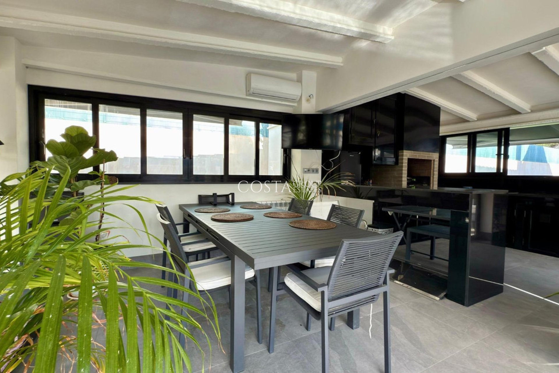 Revente - Maison -
Alicante - Alicante Centro