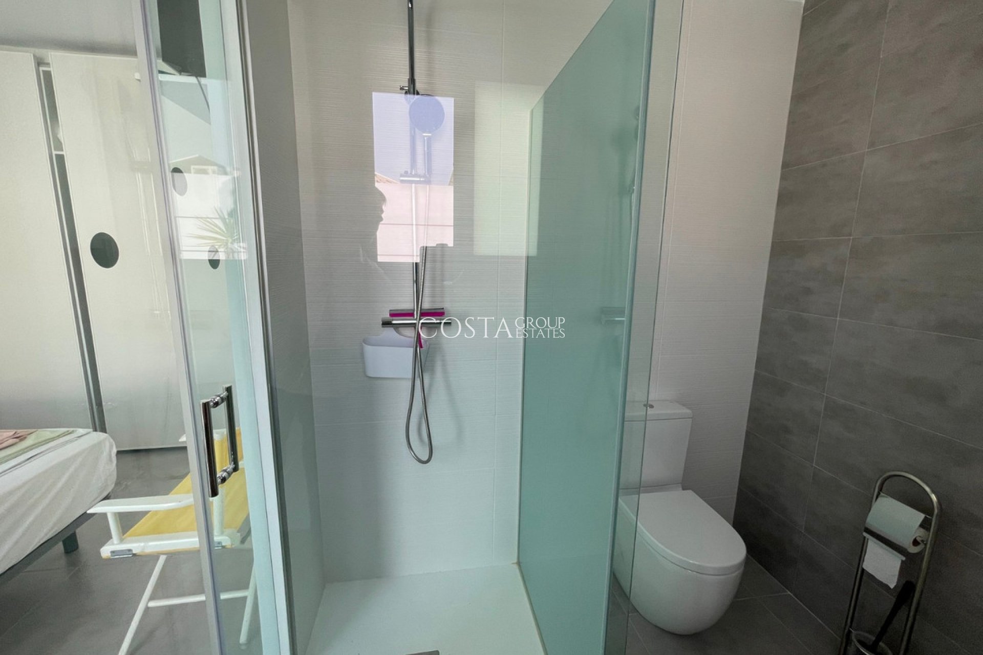 Revente - Maison -
Alicante - Alicante Centro