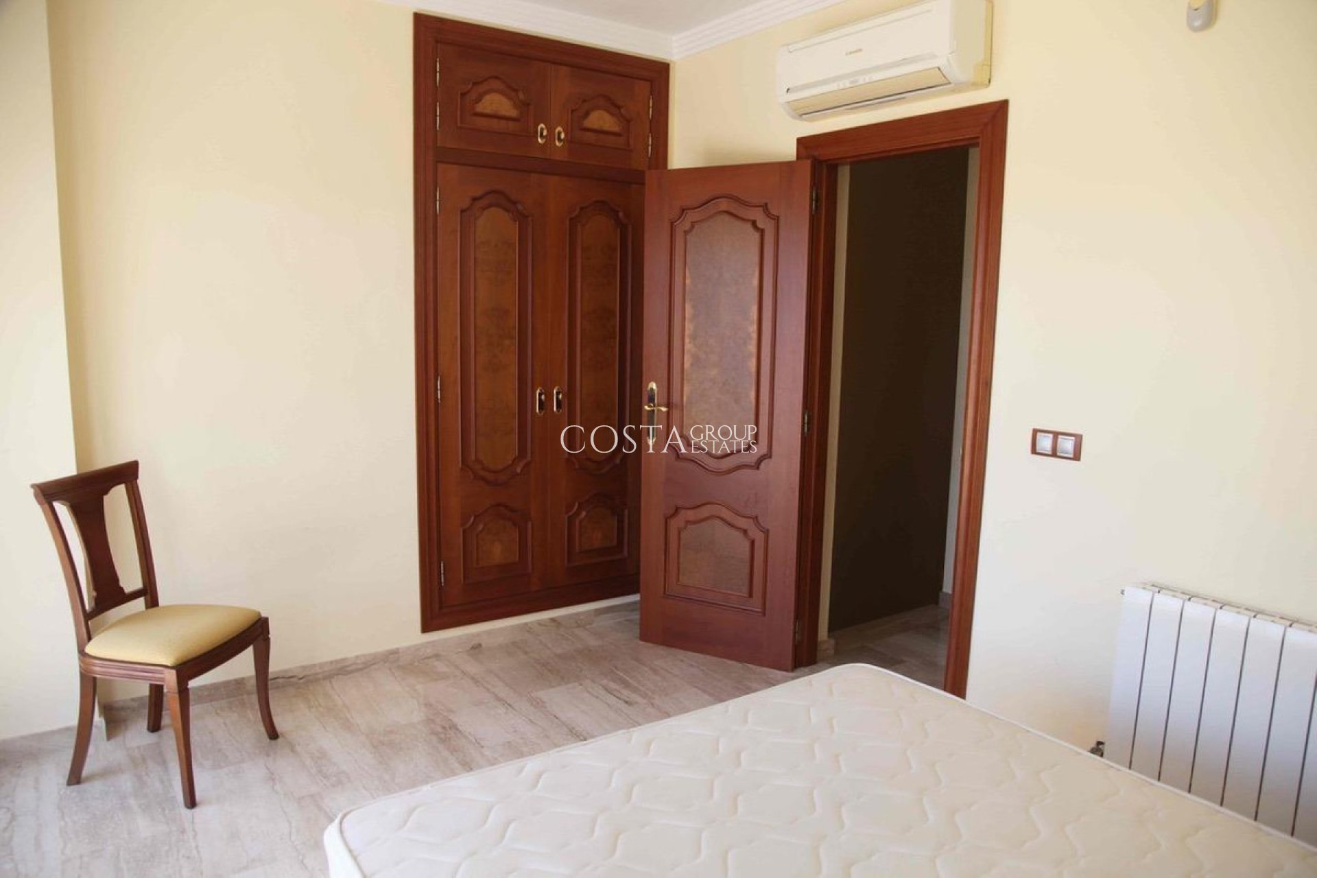Revente - Maison -
Calpe - Calpe Centro