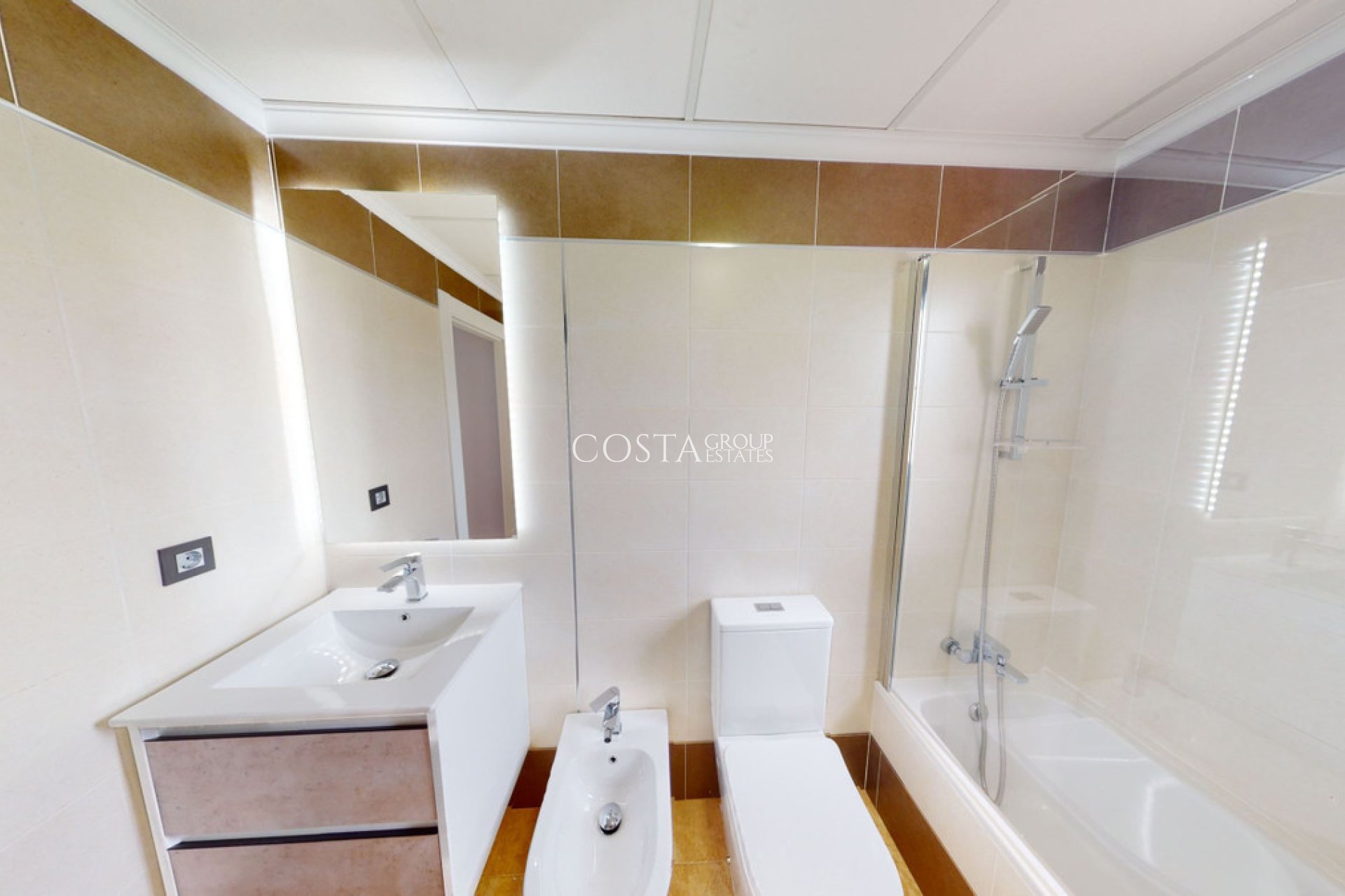 Revente - Maison -
Fortuna - Fortuna Centro