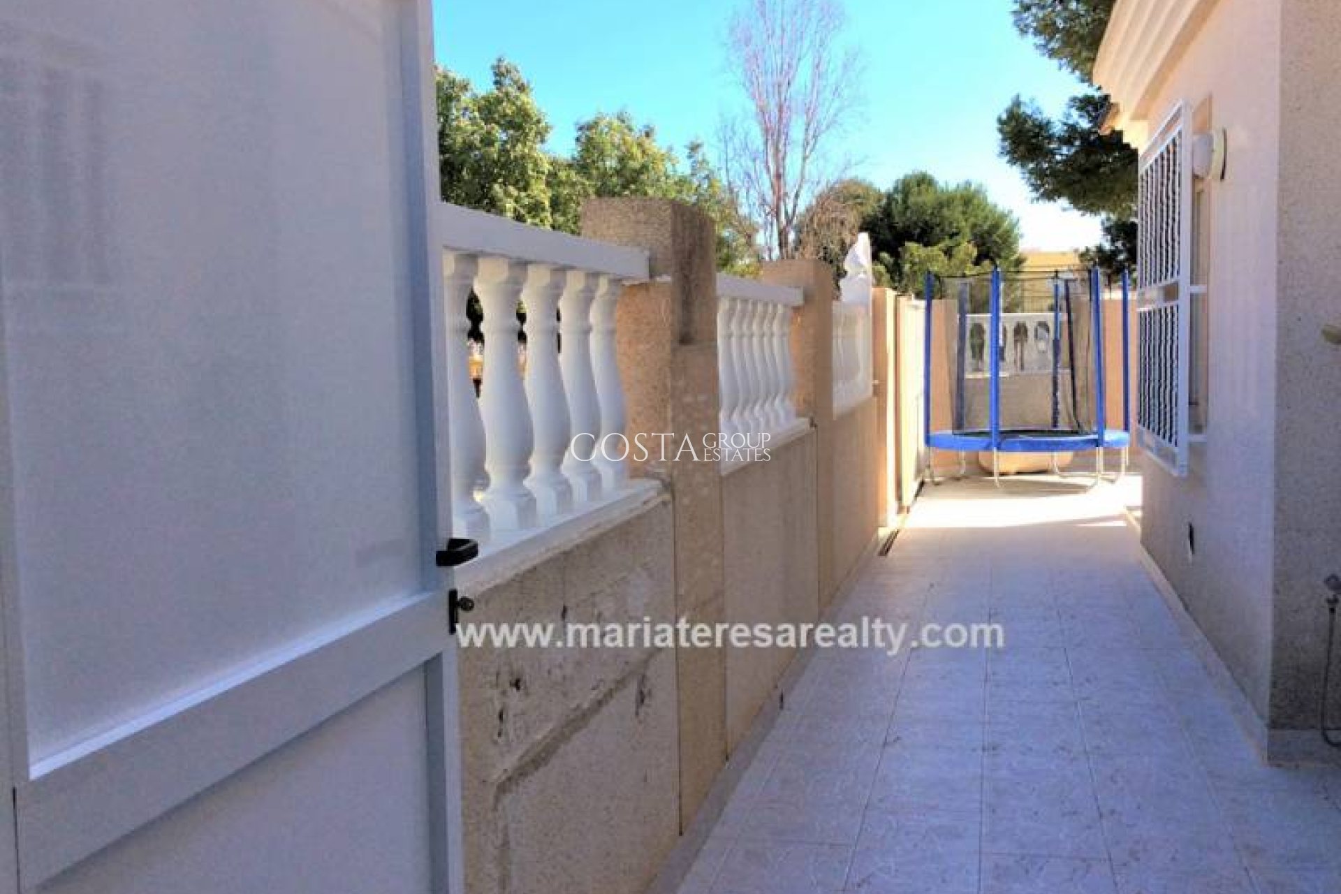 Revente - Maison -
Los Alcazares