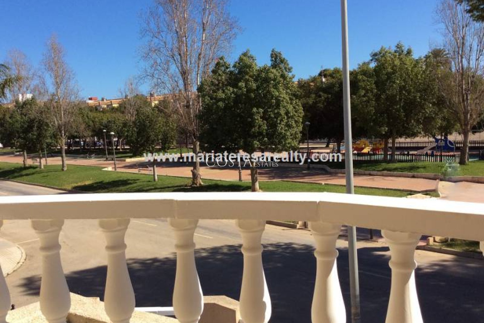 Revente - Maison -
Los Alcazares