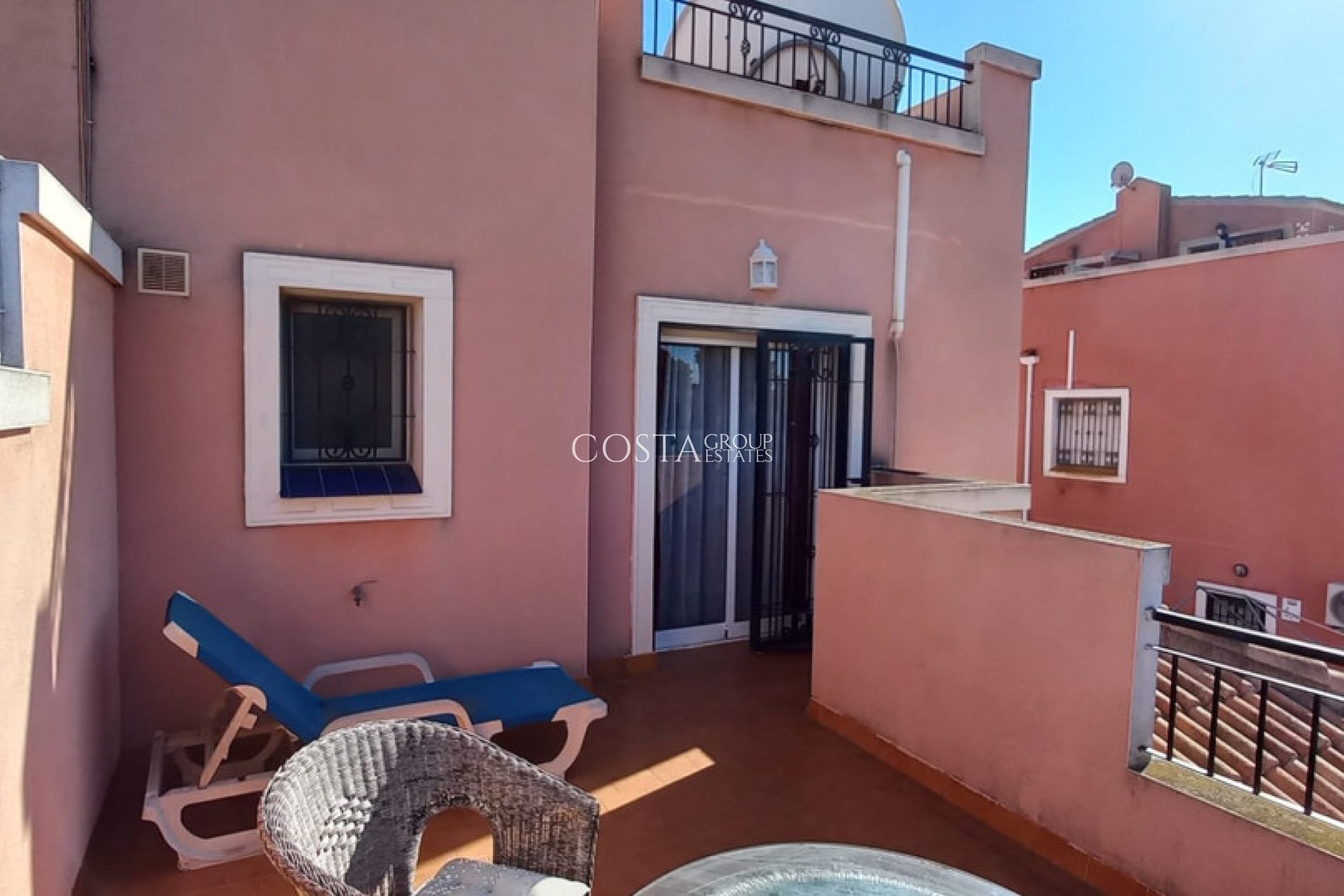 Revente - Maison -
Los Montesinos - Los Montesinos Centro