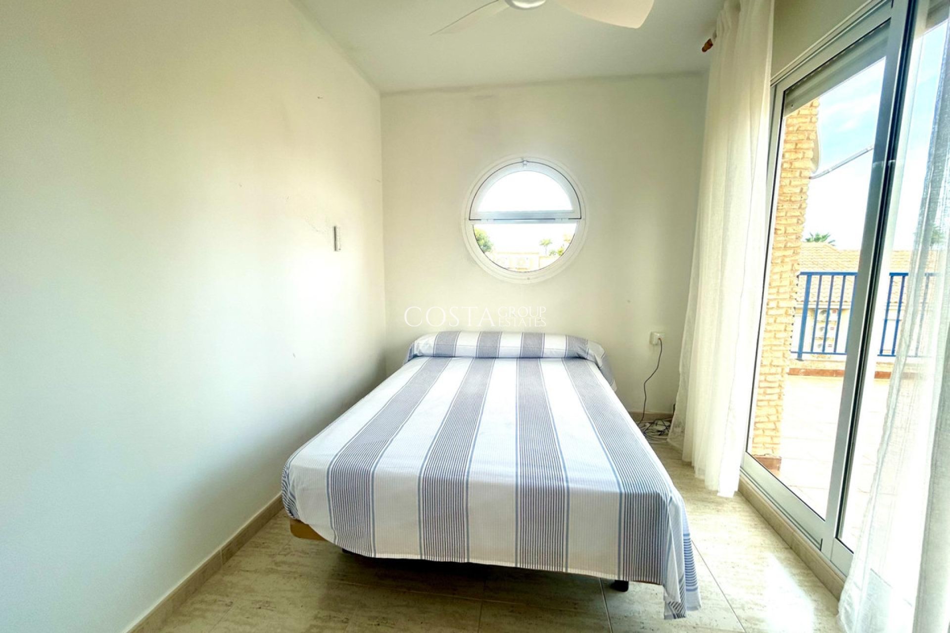 Revente - Maison -
Orihuela - Campoamor