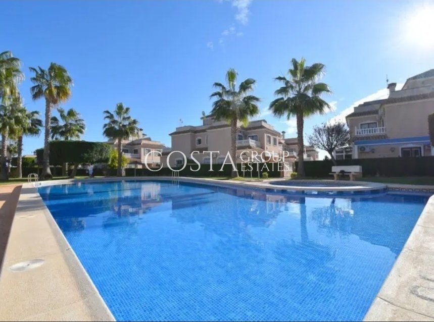 Revente - Maison -
Orihuela Costa - Cabo Roig