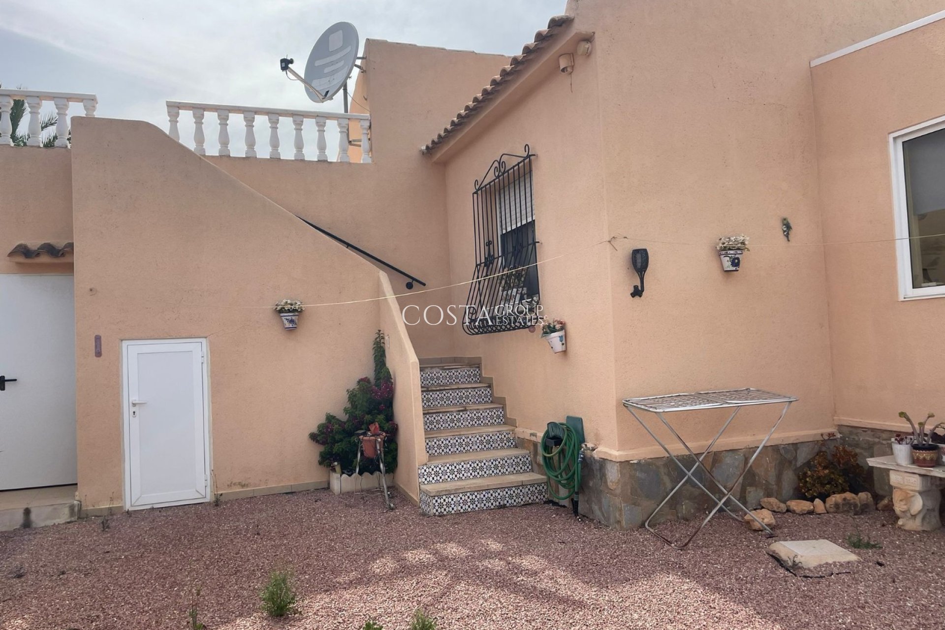 Revente - Maison -
Orihuela Costa - La Florida