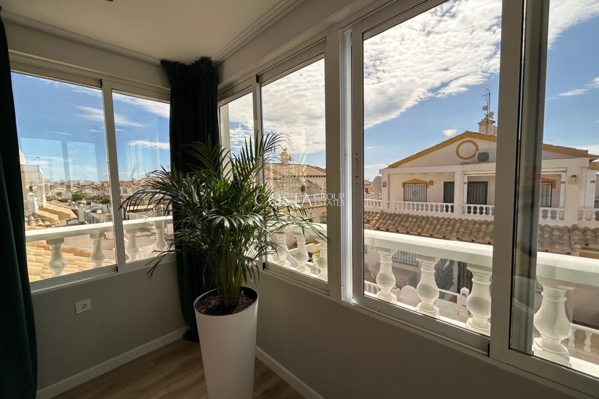 Revente - Maison -
Orihuela Costa - La Florida