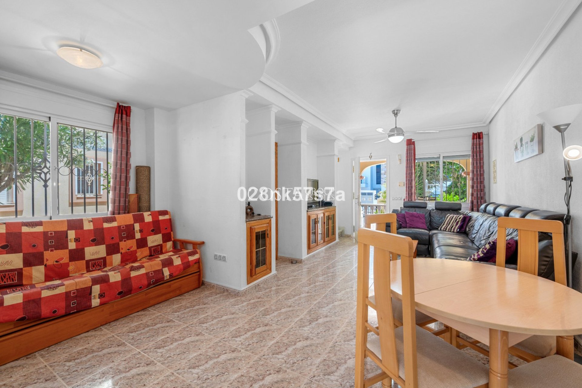 Revente - Maison -
Orihuela Costa - La Zenia