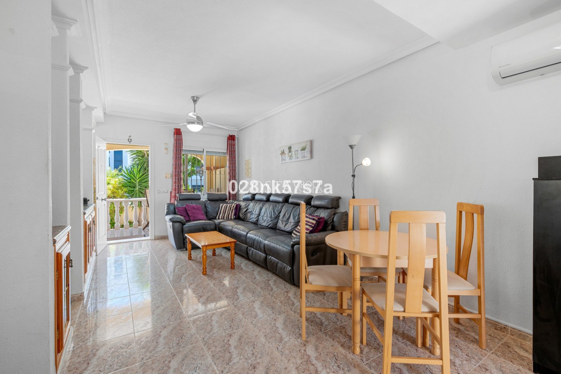 Revente - Maison -
Orihuela Costa - La Zenia