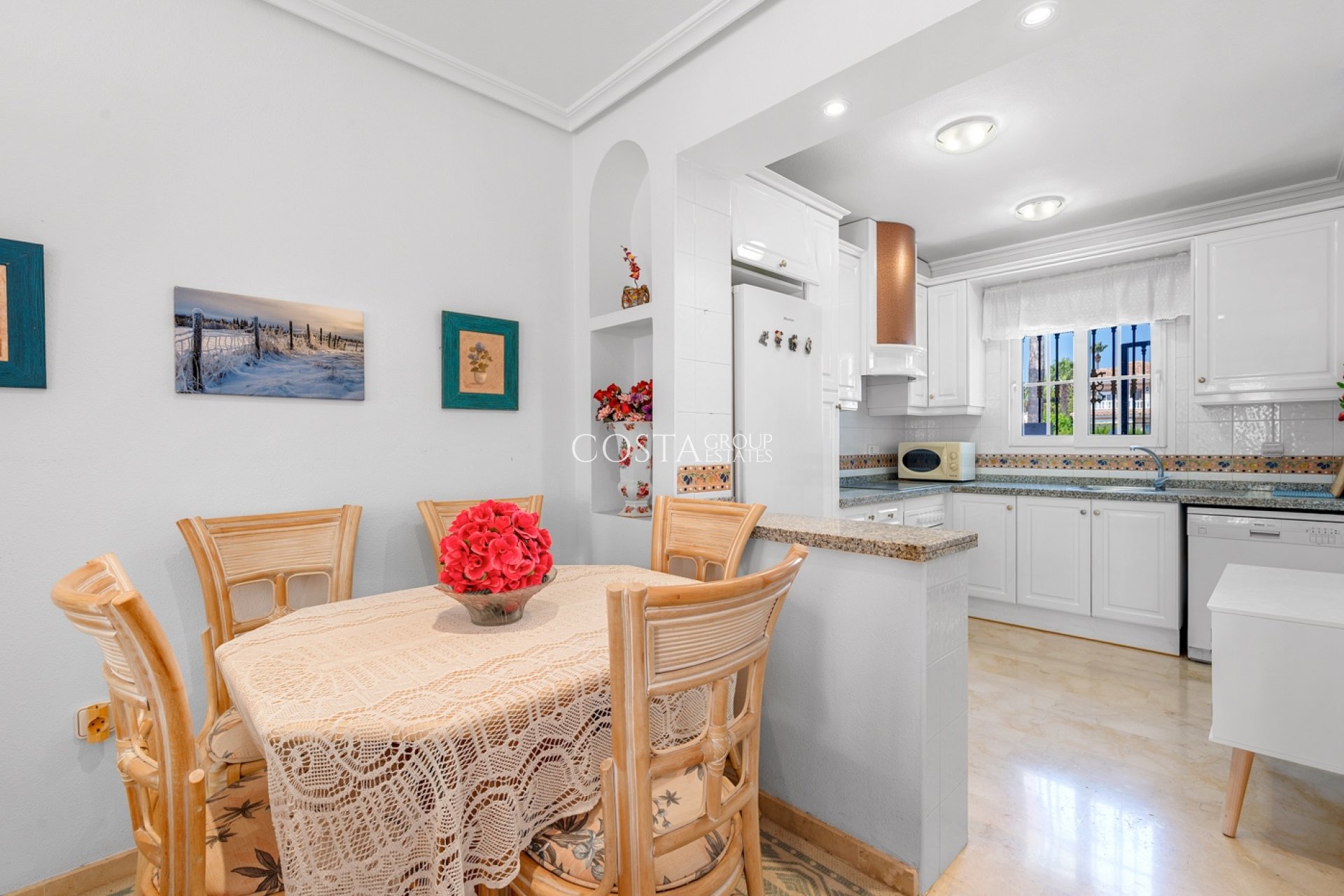 Revente - Maison -
Orihuela Costa - Los Dolses