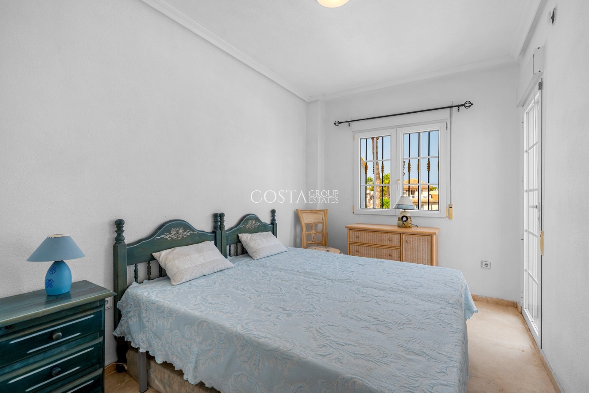 Revente - Maison -
Orihuela Costa - Los Dolses