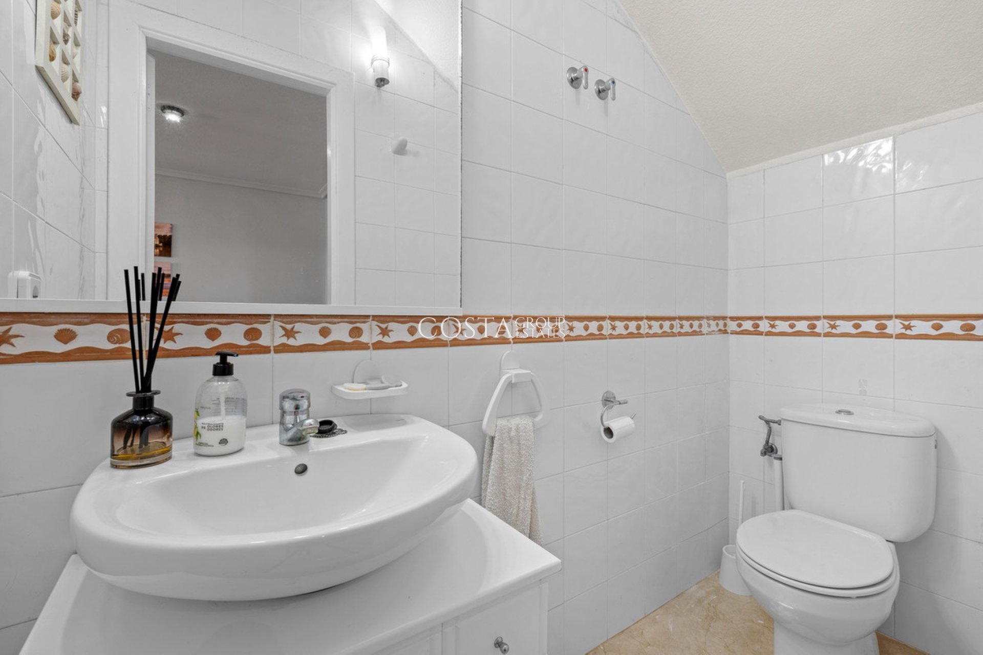 Revente - Maison -
Orihuela Costa - Los Dolses