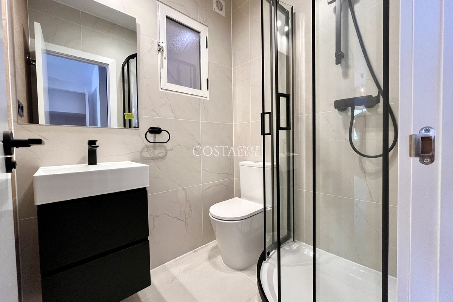 Revente - Maison -
Orihuela Costa - Playa Flamenca