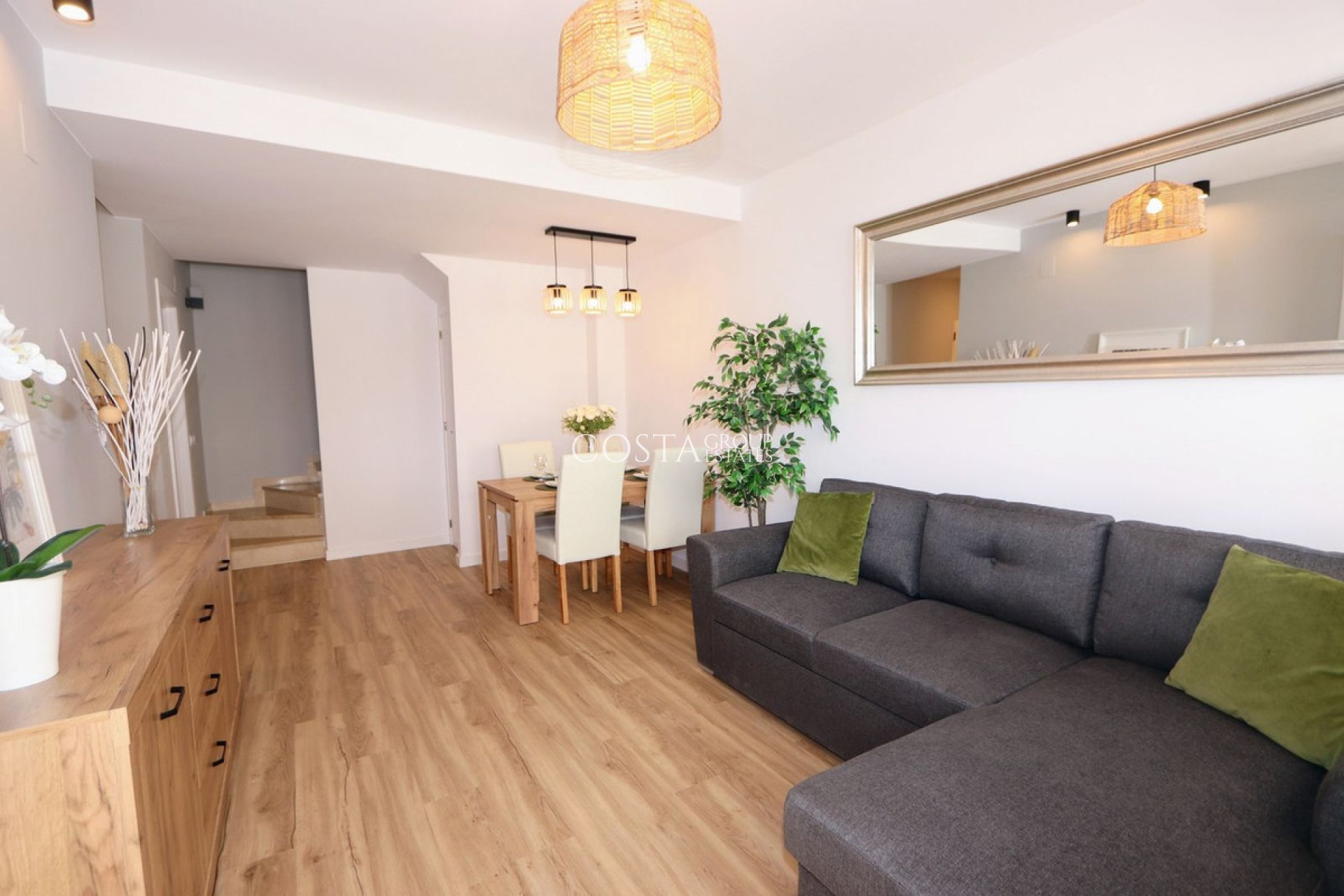 Revente - Maison -
Orihuela Costa - Punta Prima