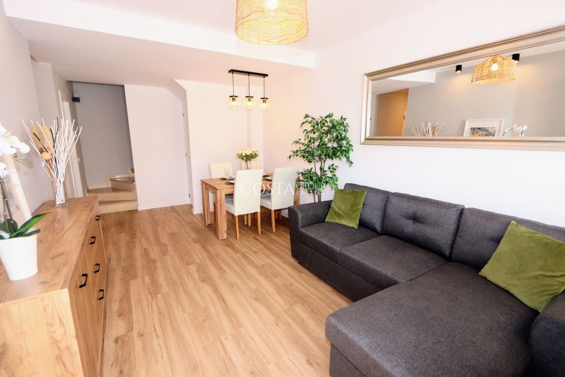 Revente - Maison -
Orihuela Costa - Punta Prima