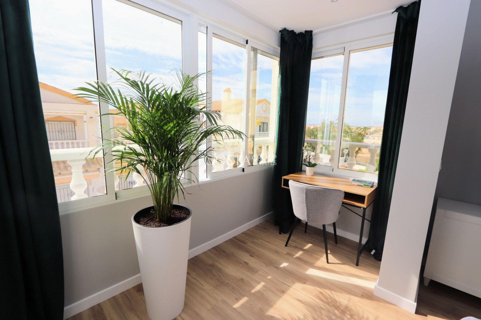 Revente - Maison -
Orihuela Costa - Punta Prima