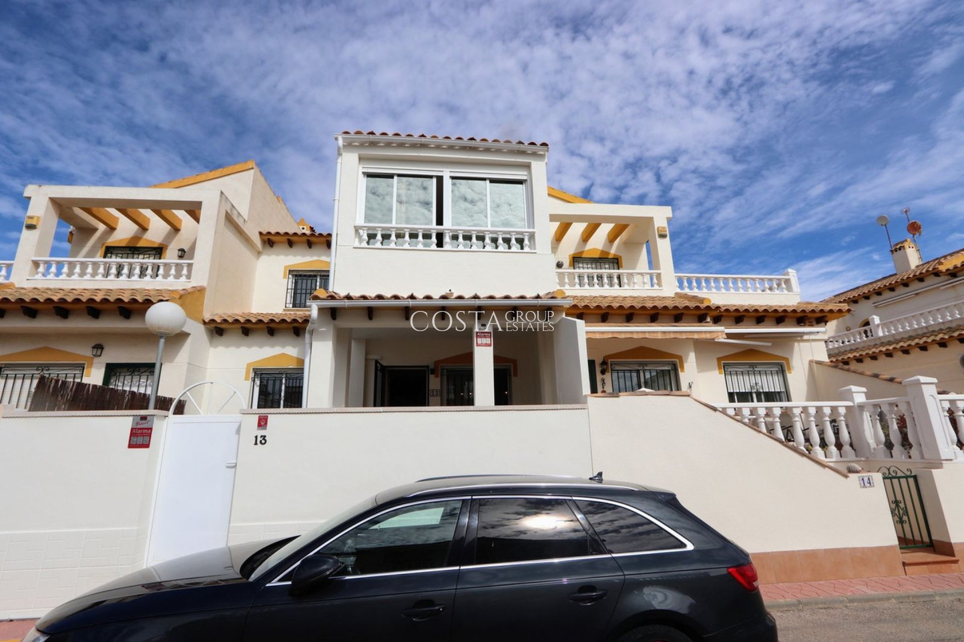 Revente - Maison -
Orihuela Costa - Punta Prima