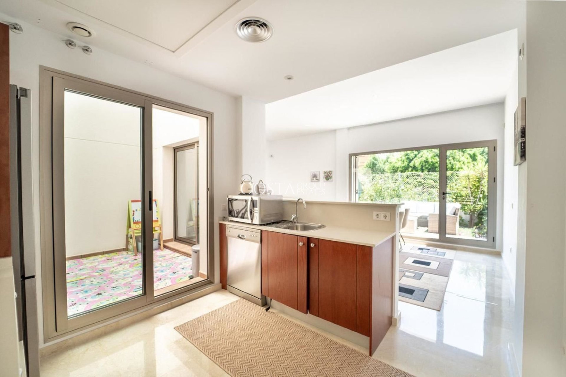 Revente - Maison -
Orihuela Costa - Punta Prima