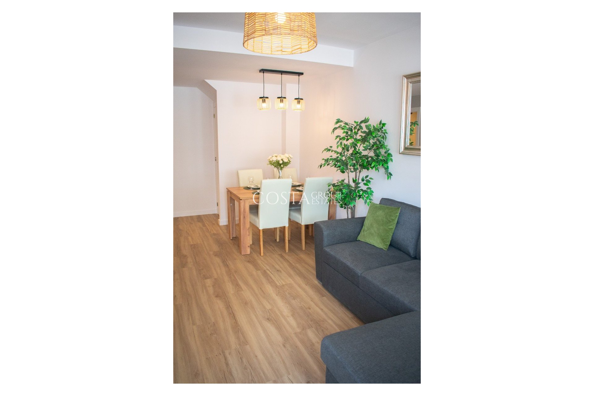 Revente - Maison -
Orihuela Costa - Punta Prima