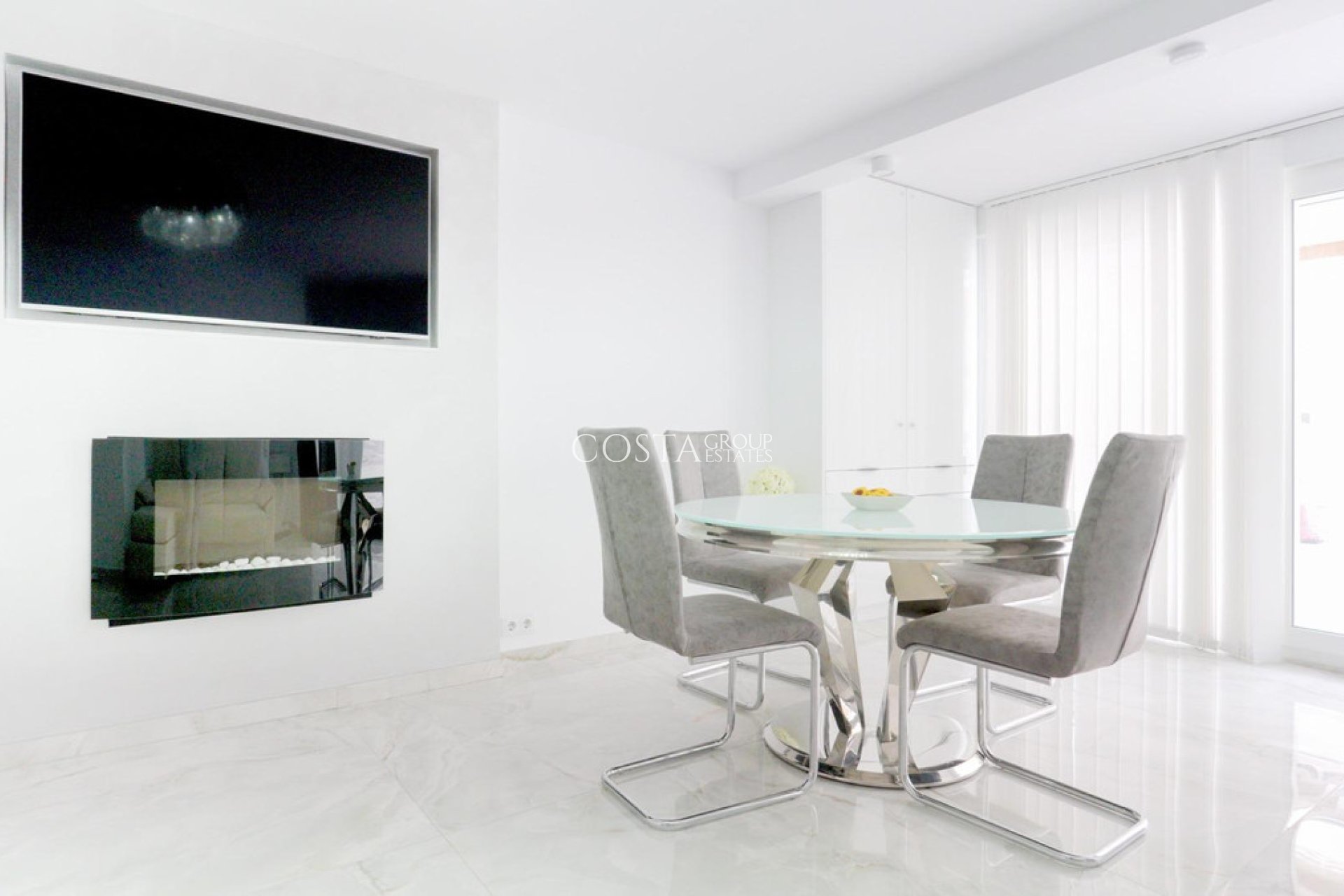 Revente - Maison -
Orihuela Costa - Punta Prima