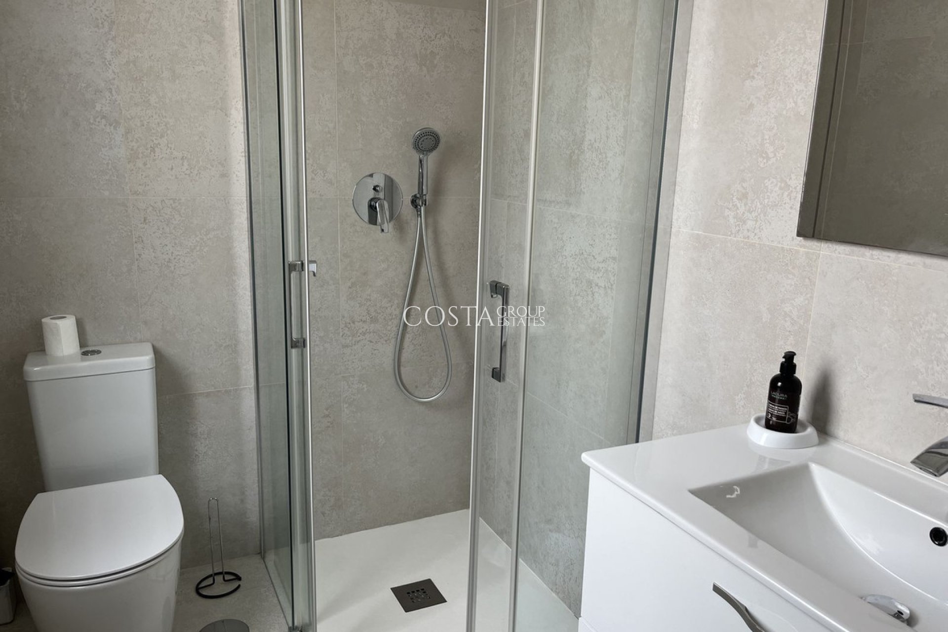 Revente - Maison -
Orihuela Costa - Villamartin