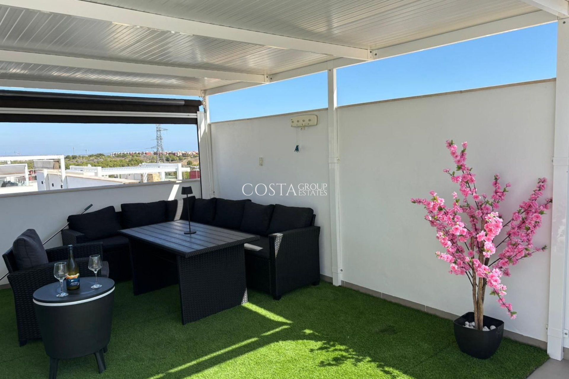 Revente - Maison -
Orihuela Costa - Villamartin