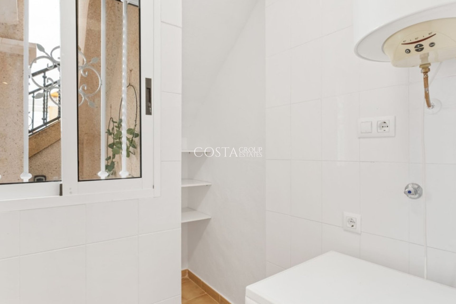 Revente - Maison -
Orihuela Costa - Villamartin