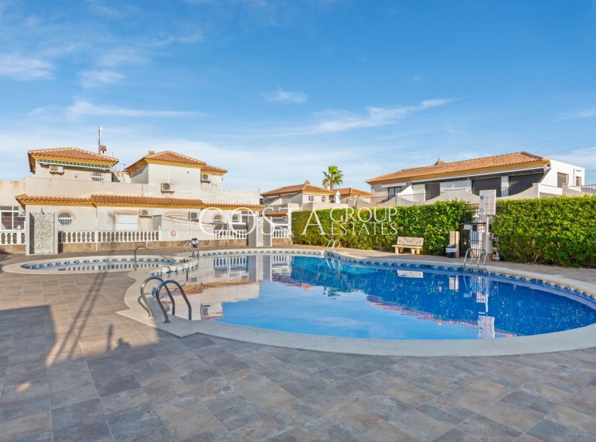 Revente - Maison -
Orihuela Costa