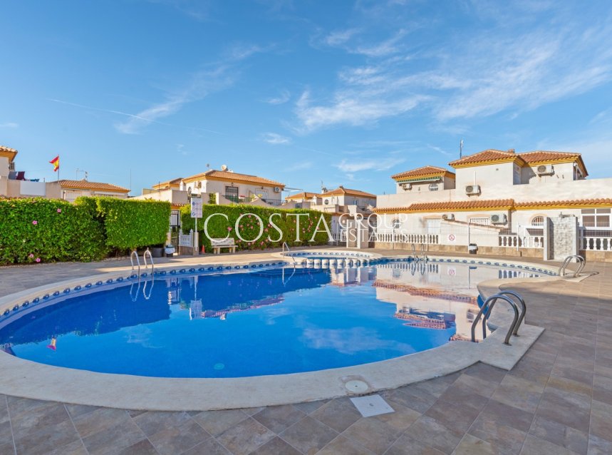 Revente - Maison -
Orihuela Costa