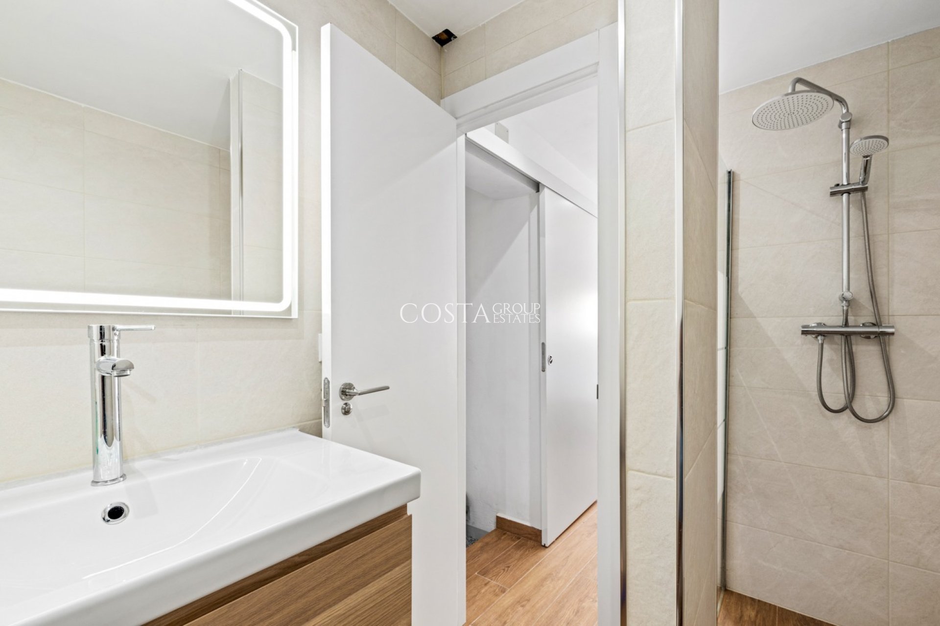 Revente - Maison -
Orihuela Costa