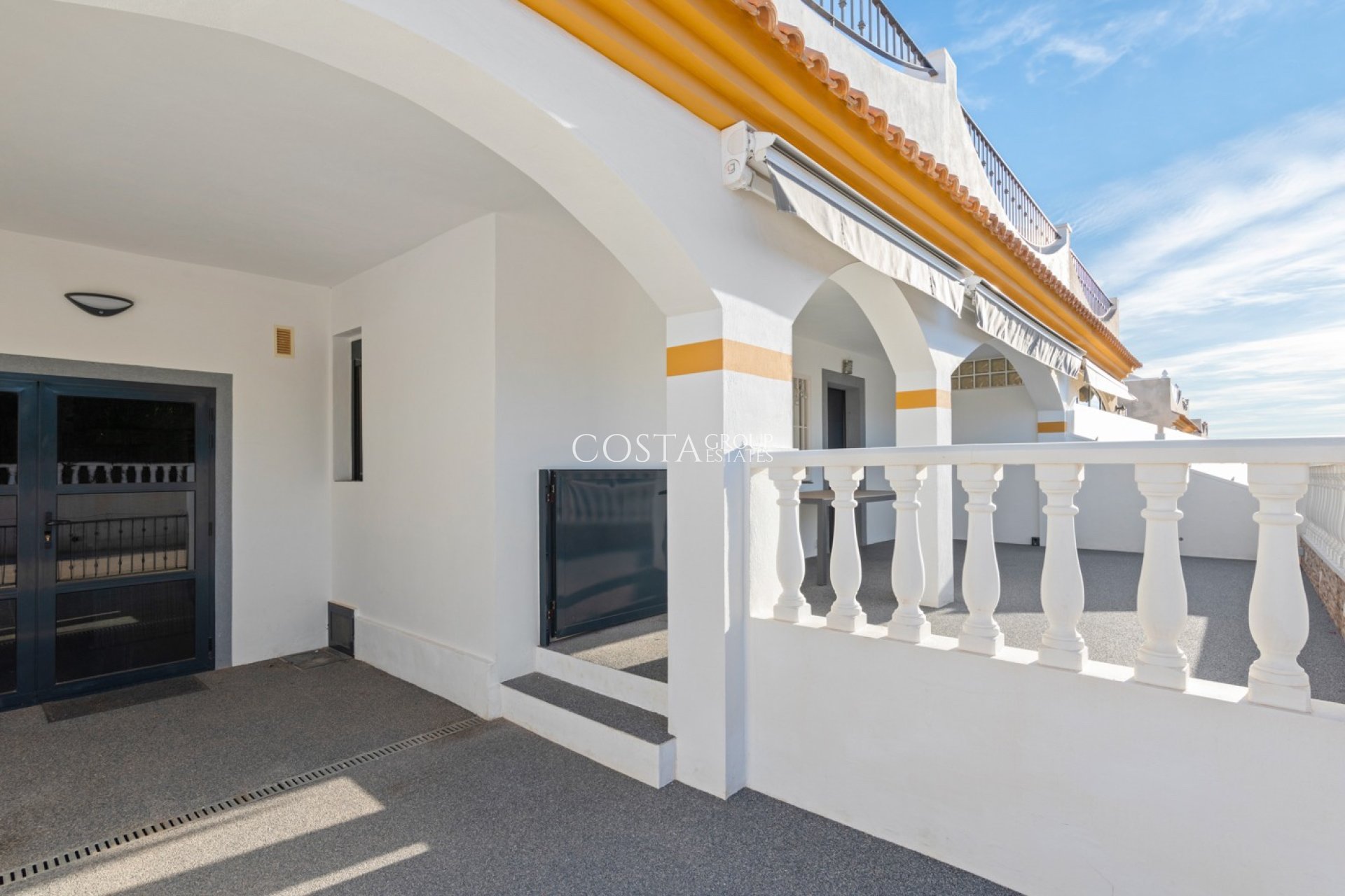 Revente - Maison -
Orihuela Costa