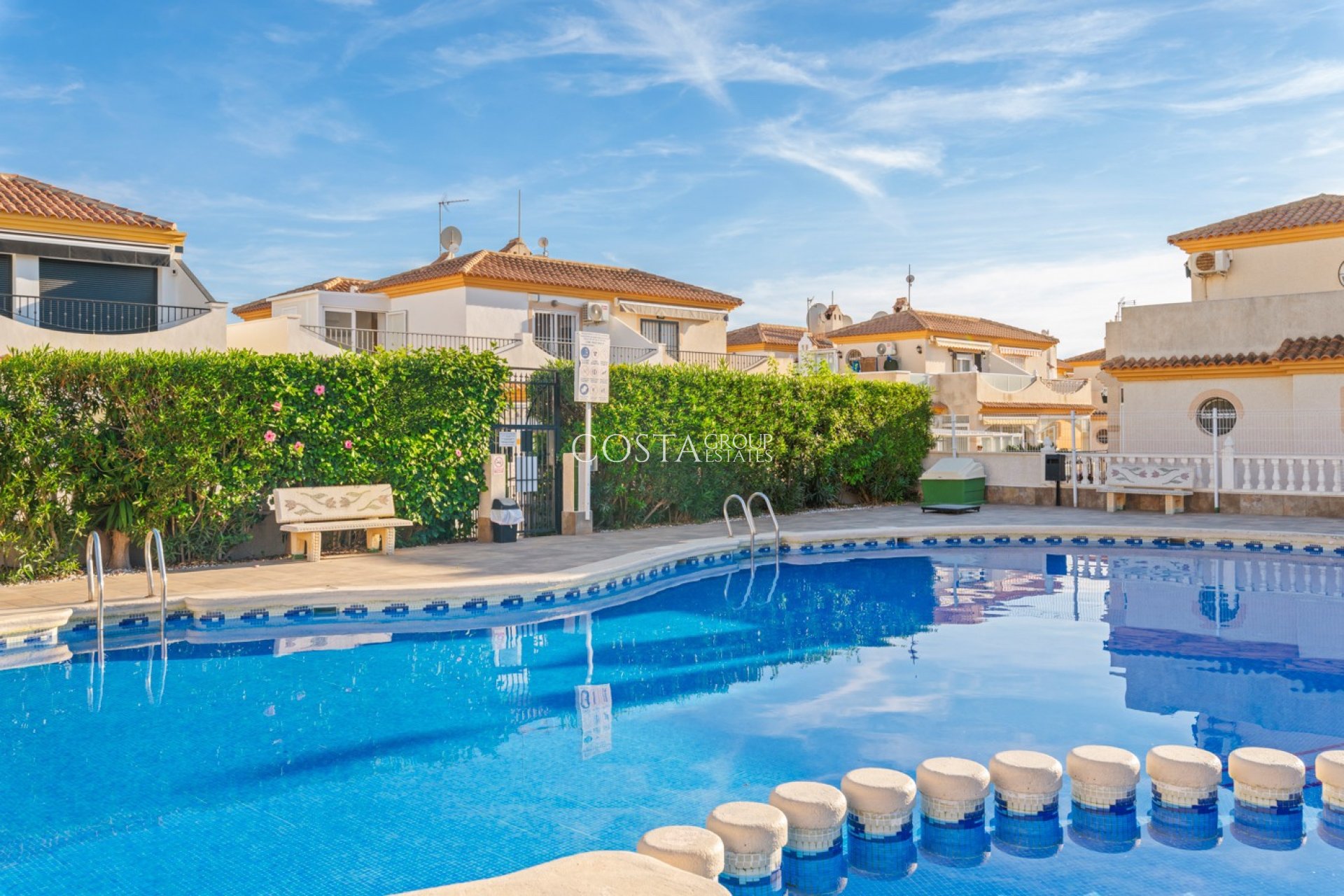 Revente - Maison -
Orihuela Costa