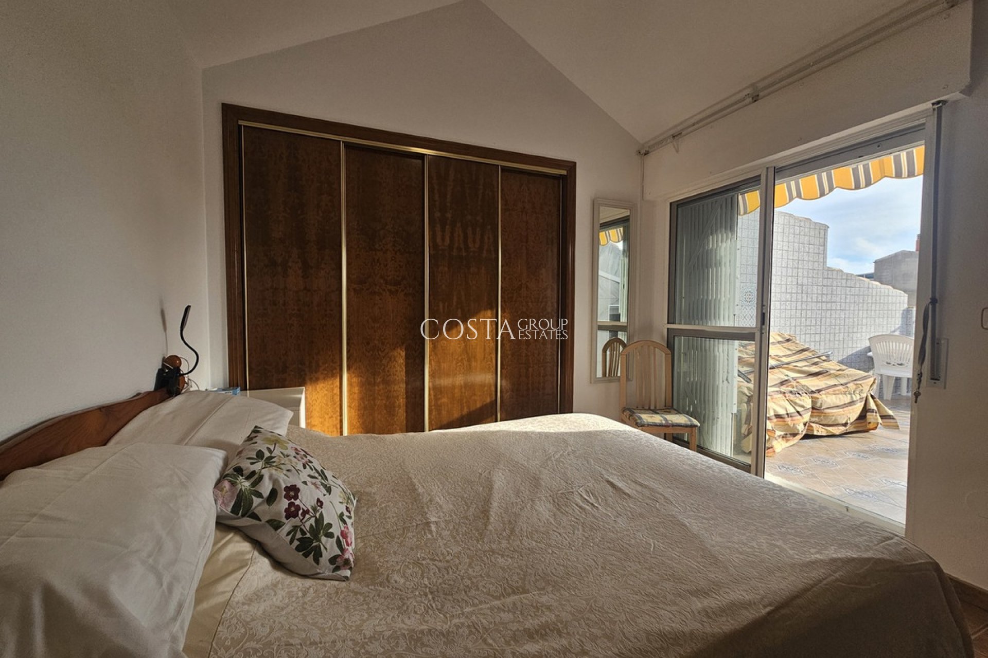 Revente - Maison -
Orihuela - La Zenia