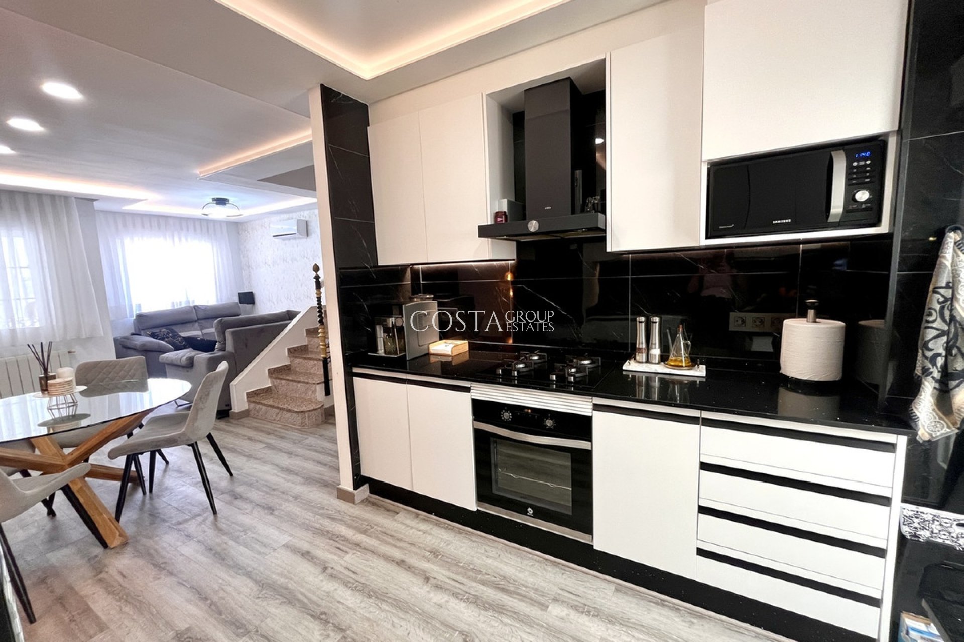 Revente - Maison -
Orihuela - Los Dolses