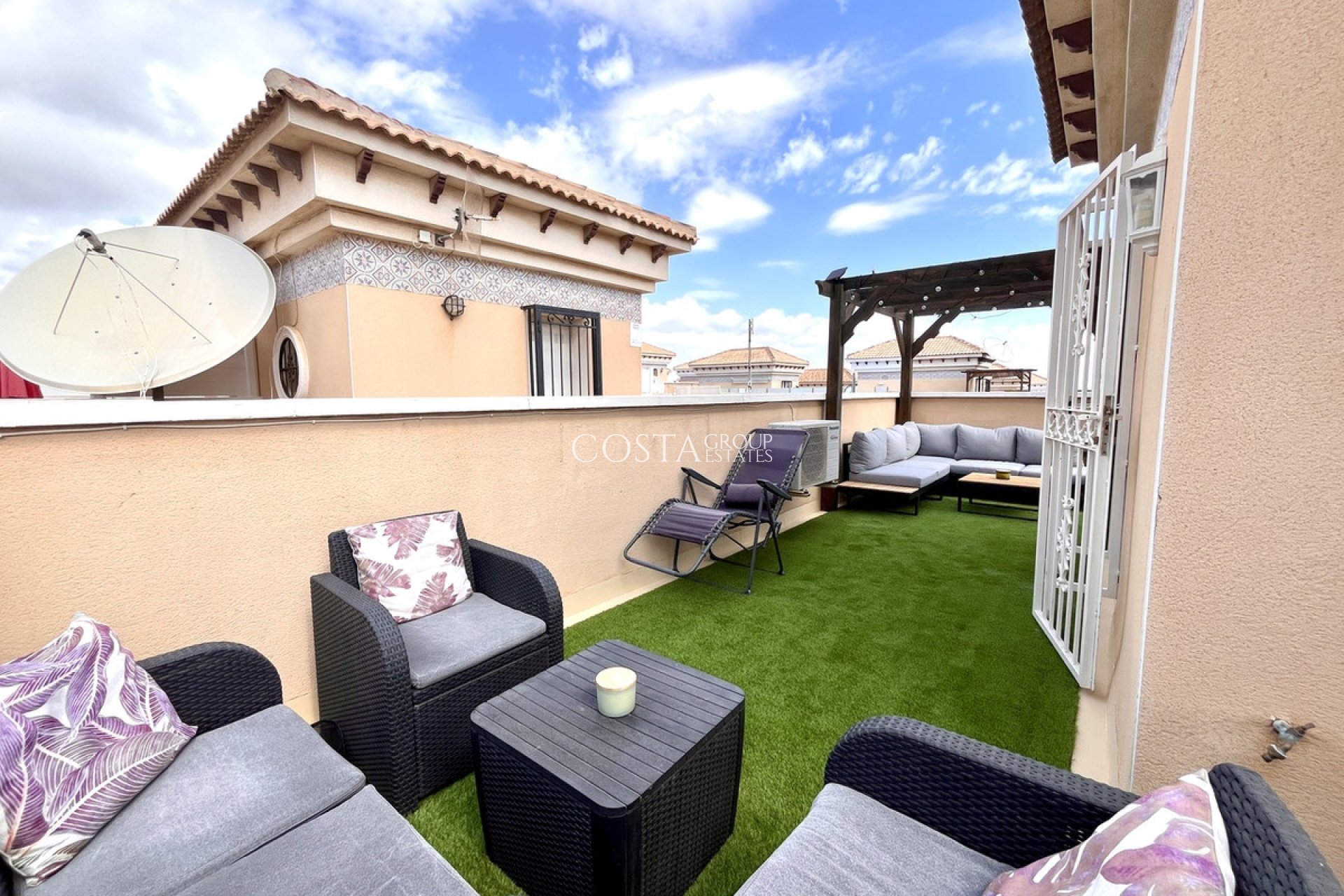 Revente - Maison -
Orihuela - Los Dolses