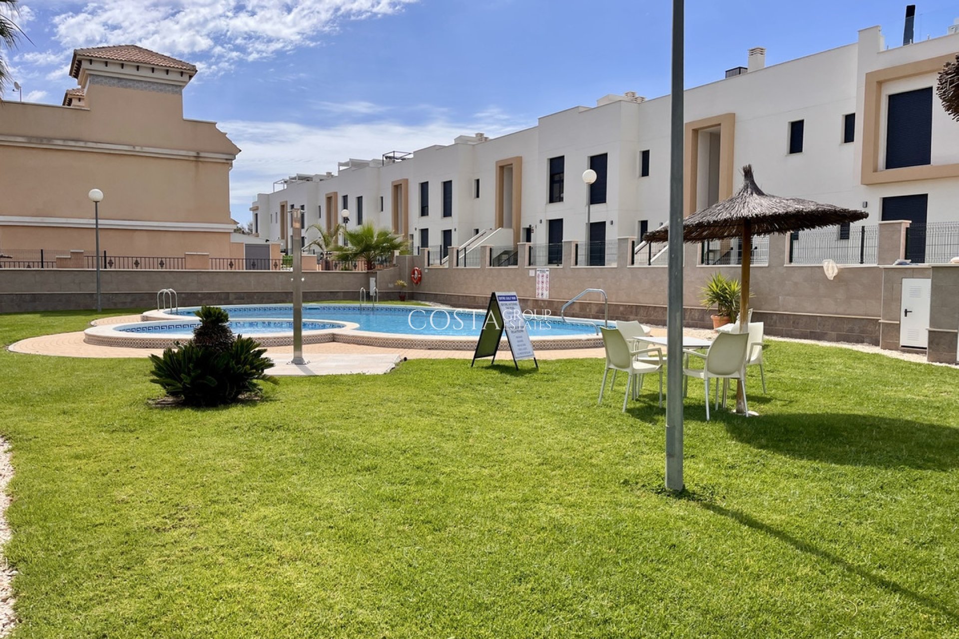 Revente - Maison -
Orihuela - Los Dolses