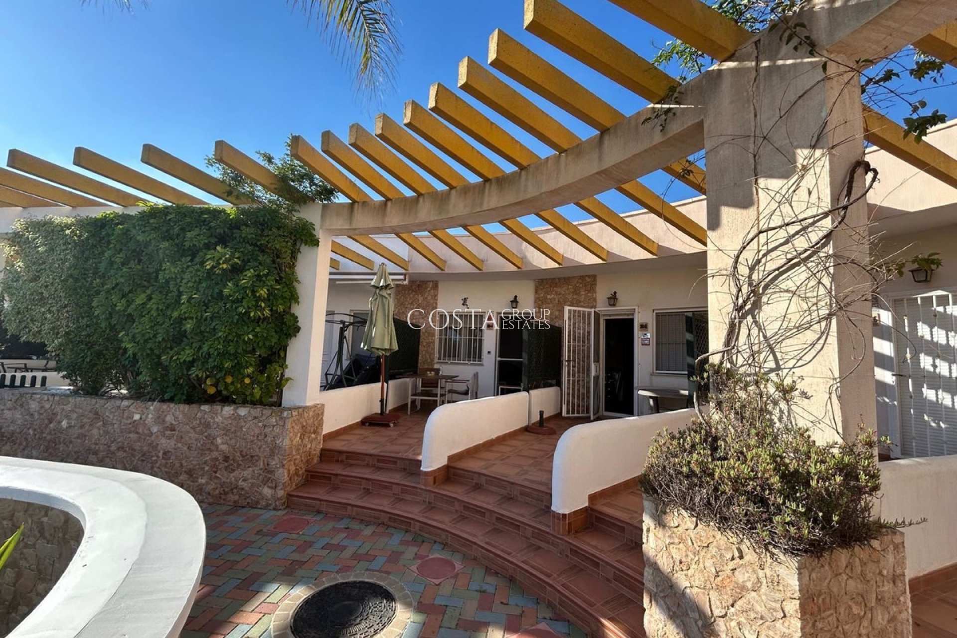 Revente - Maison -
Orihuela - Mil Palmeras