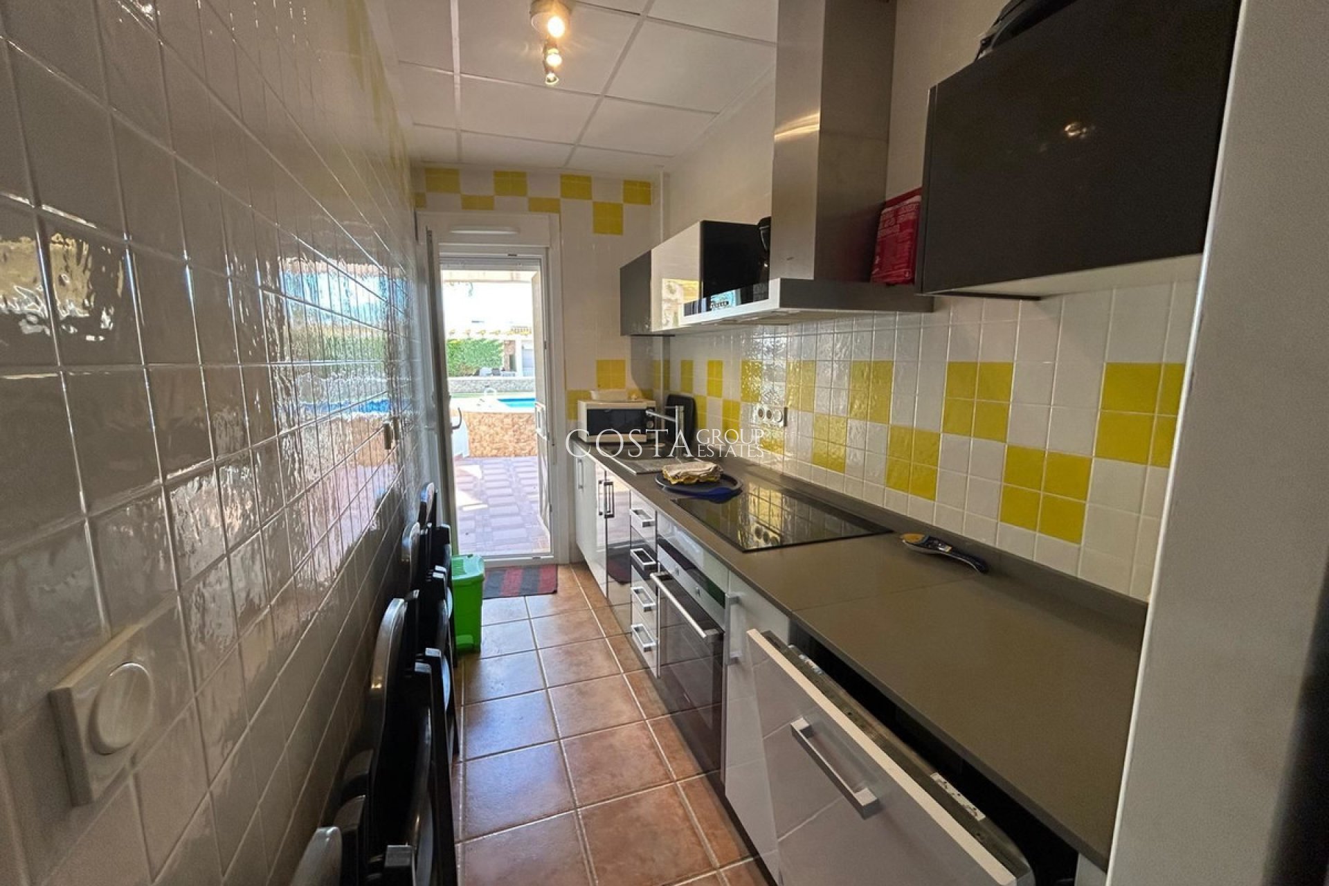 Revente - Maison -
Orihuela - Mil Palmeras